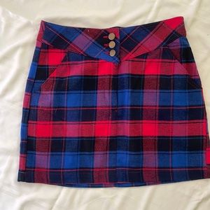 red and blue plaid skirt, tgla, size medium
